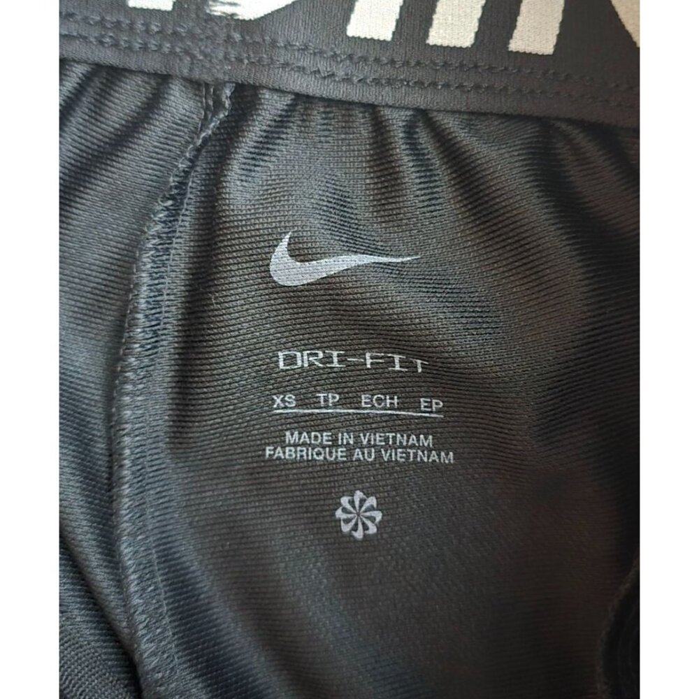 Nike Attack Women's Dri-fit Fitness Mid-Rise Shorts - Black/refs - Picture 5 of 5